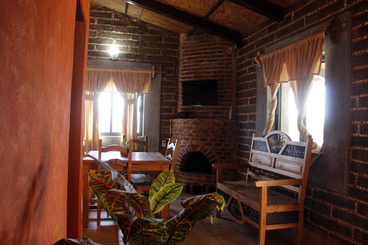 Hotel Y Cabanas Una Cosita De ซากัตลัน ภายนอก รูปภาพ