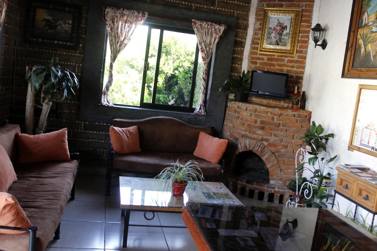 Hotel Y Cabanas Una Cosita De ซากัตลัน ภายนอก รูปภาพ